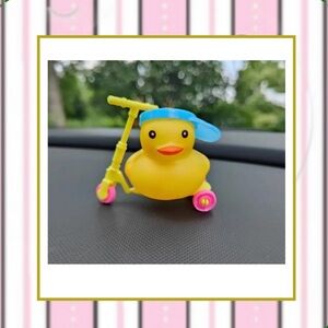 Rubber Duck Car Dashboard Decoration (1 pcs - yellow duck / scooter)